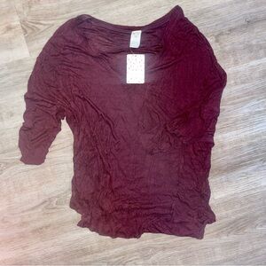 We The Free Women's Burgundy Top 3/4 sleeves Small New